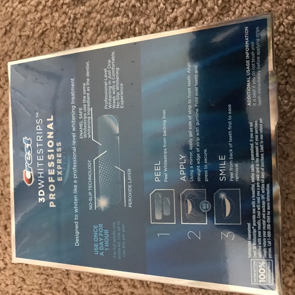 Crest 3-D professional strips teeth whitening - Picture 4 of 10